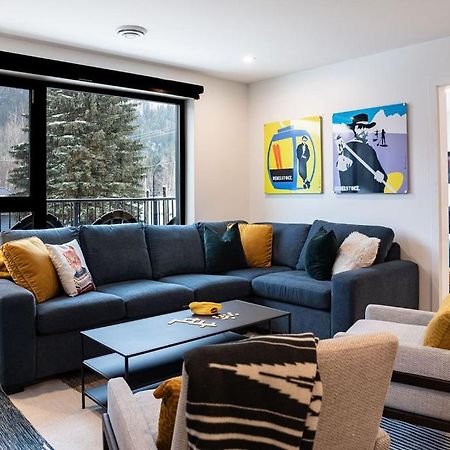Revel In The Stoke By Revelstoke Vacationsアパートメント エクステリア 写真